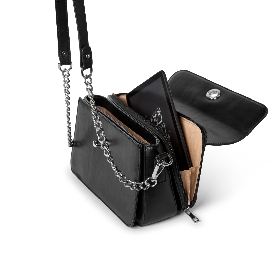 The Luxe eReader Purse